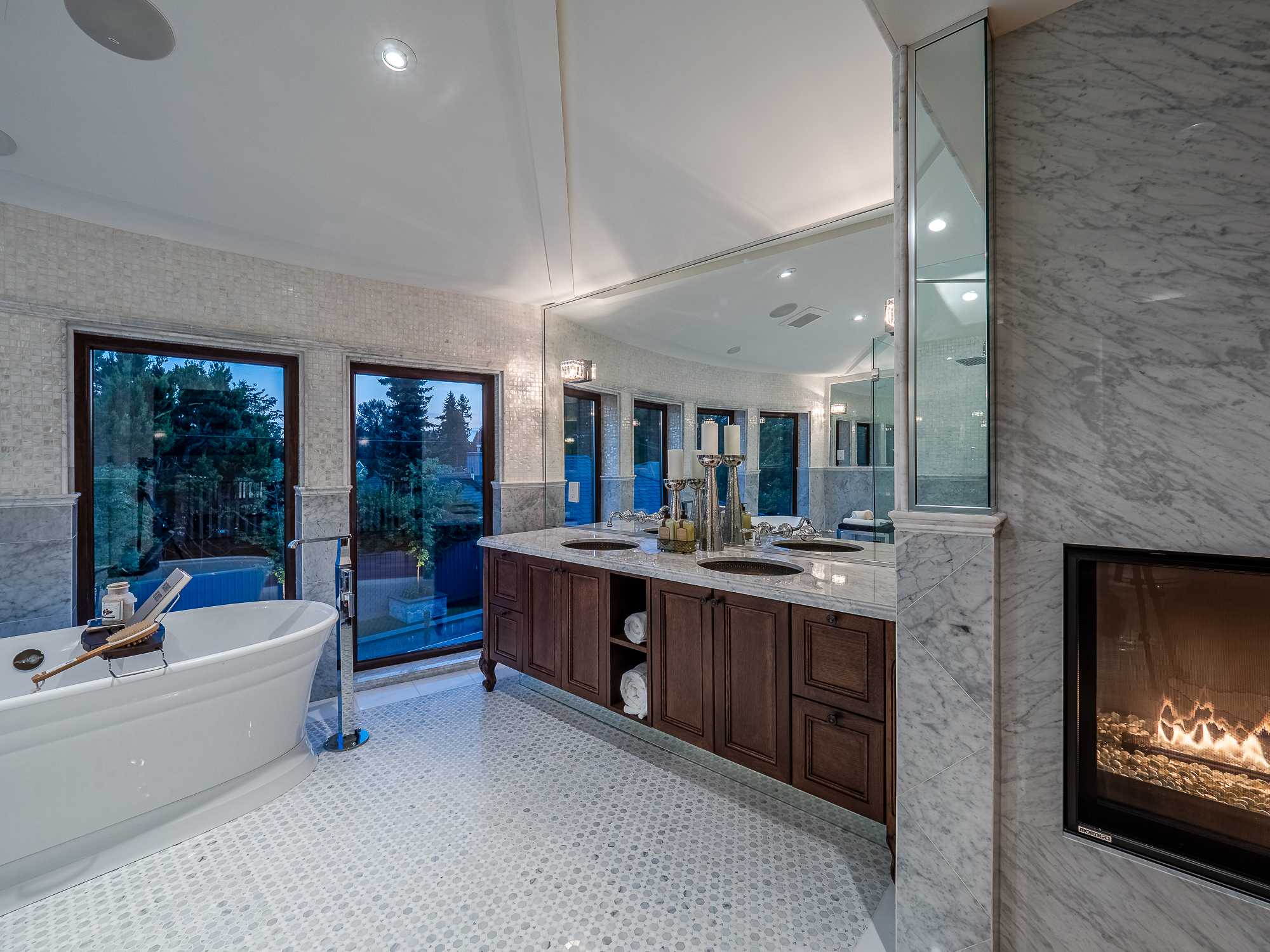 2809 Edgemont Boulevard, North Vancouver 31