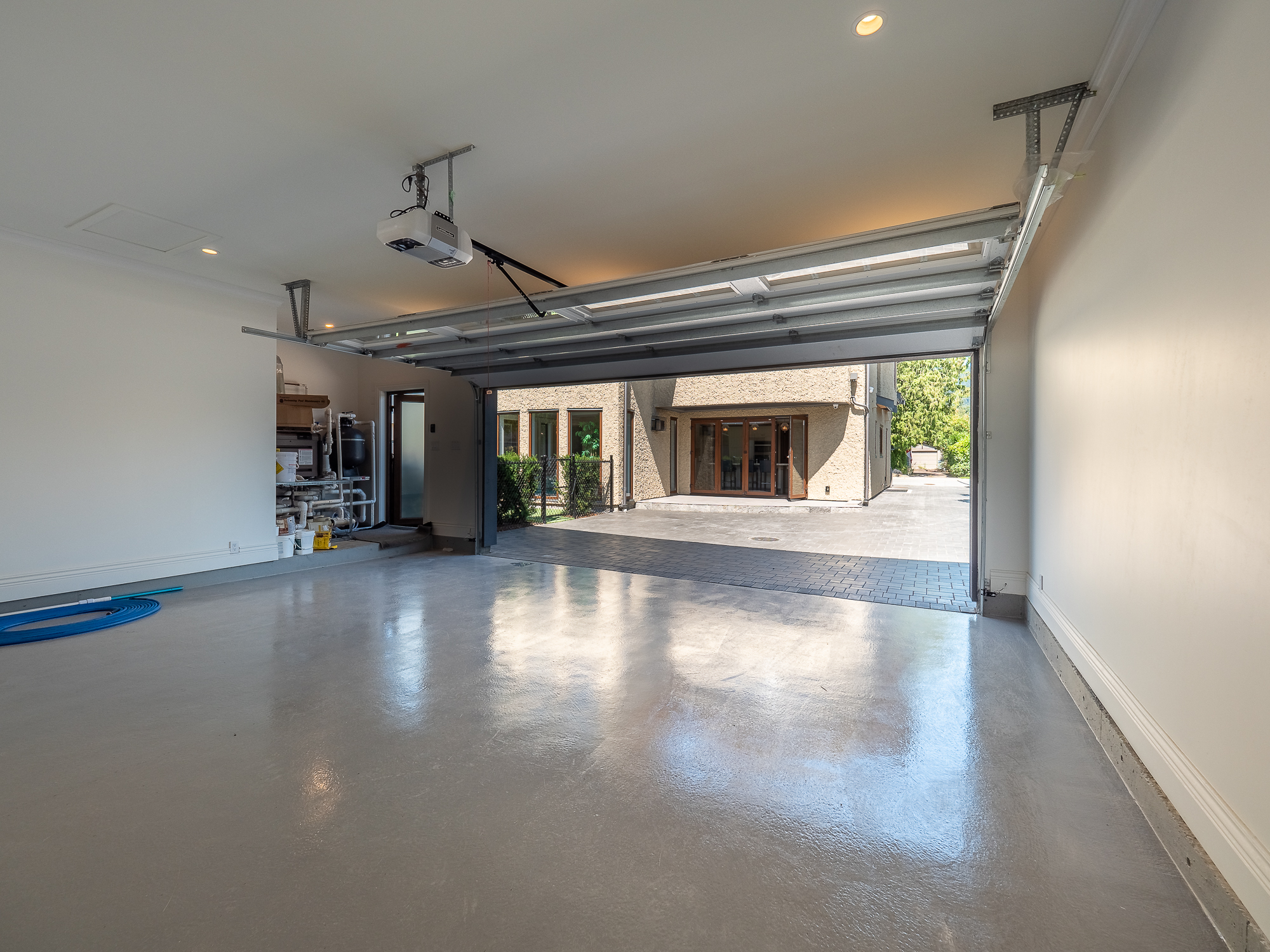 2809 Edgemont Boulevard, North Vancouver 46