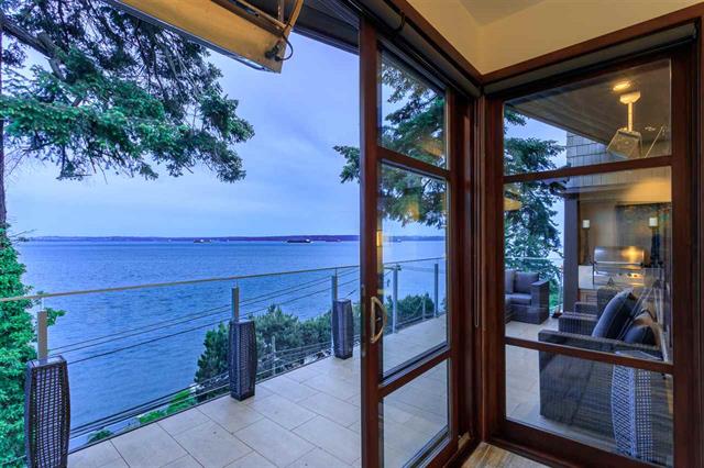 3595 SUNSET LANE, West Vancouver, BC