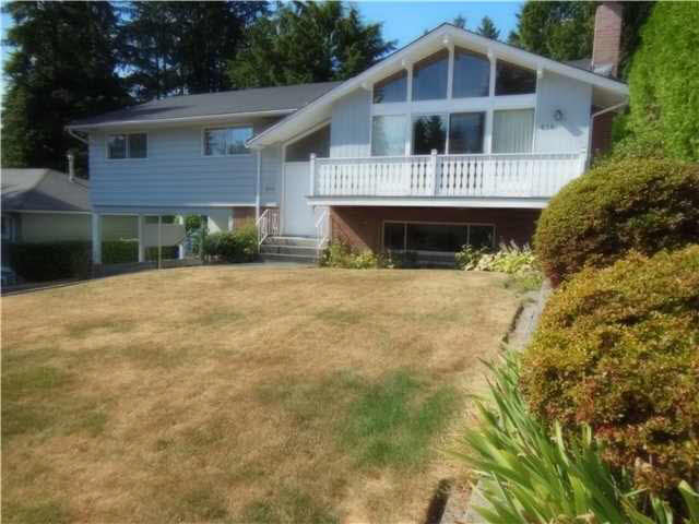 858 CLEMENTS AVENUE, North Vancouver, BC