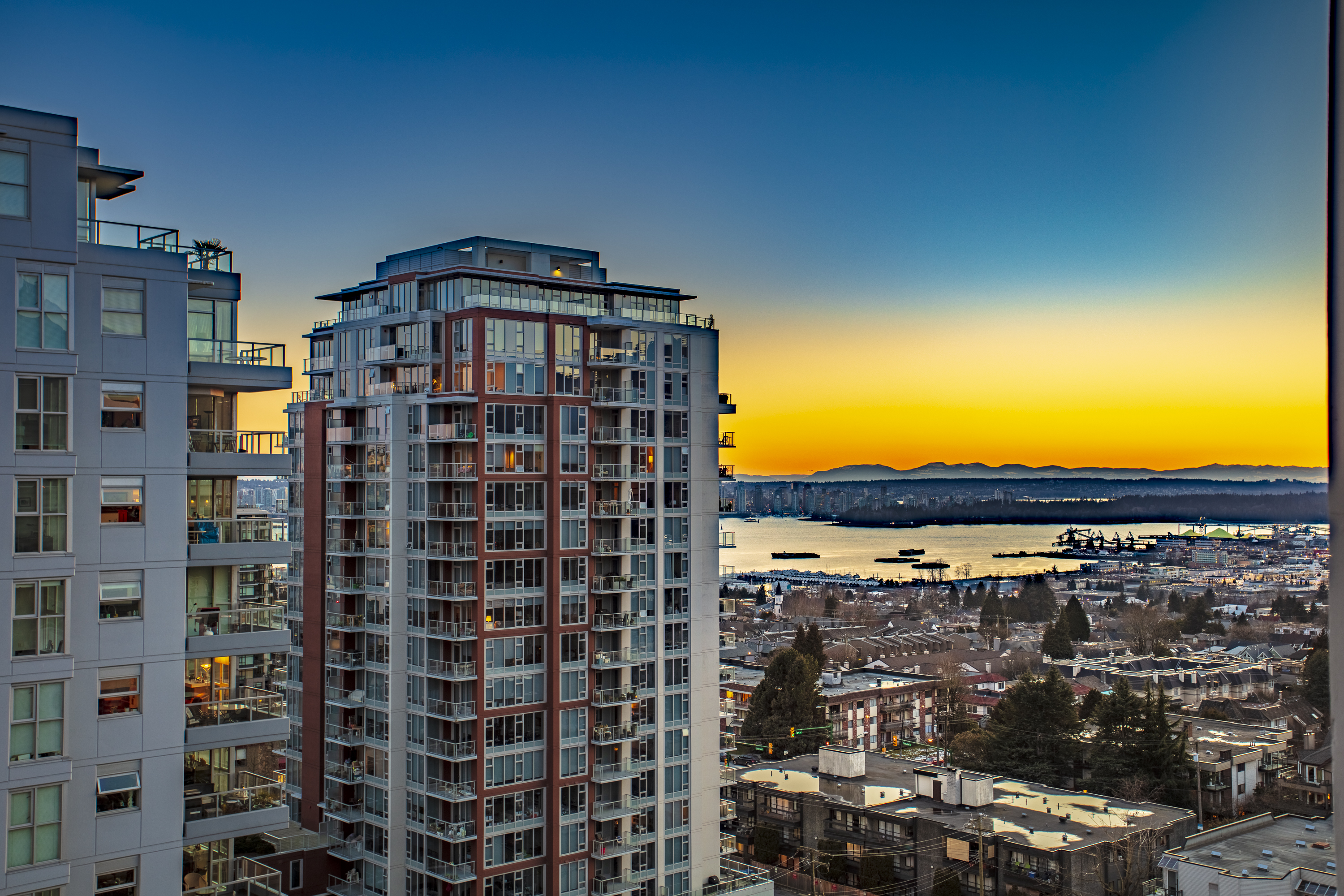 1204 120 W 16Th Street, North Vancouver