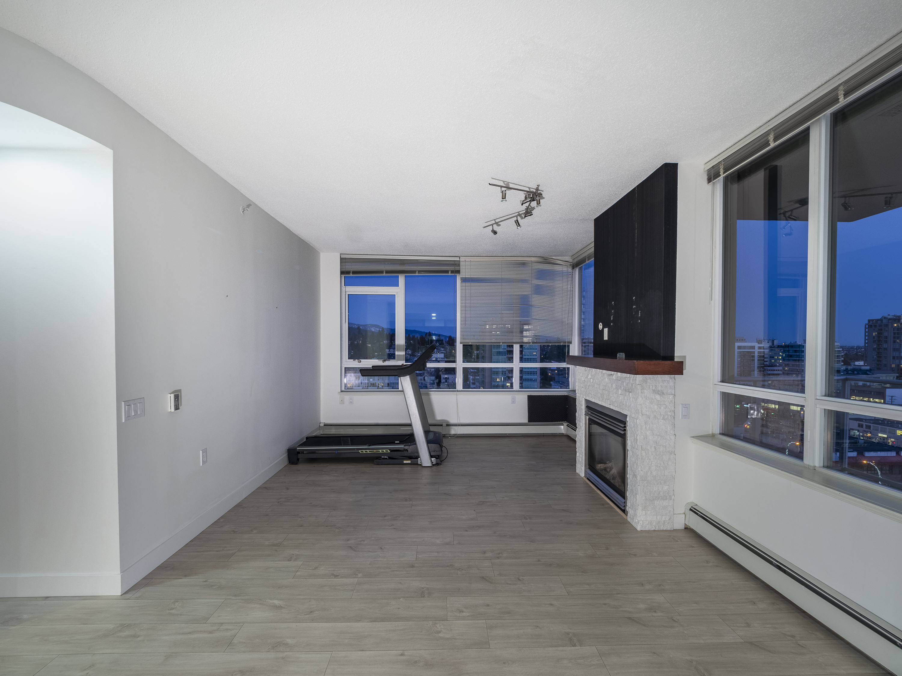 1204 120 W 16Th Street, North Vancouver 8