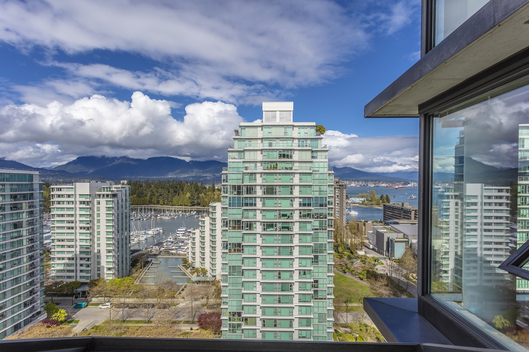 2006-1723 Alberni Street, Vancouver 2
