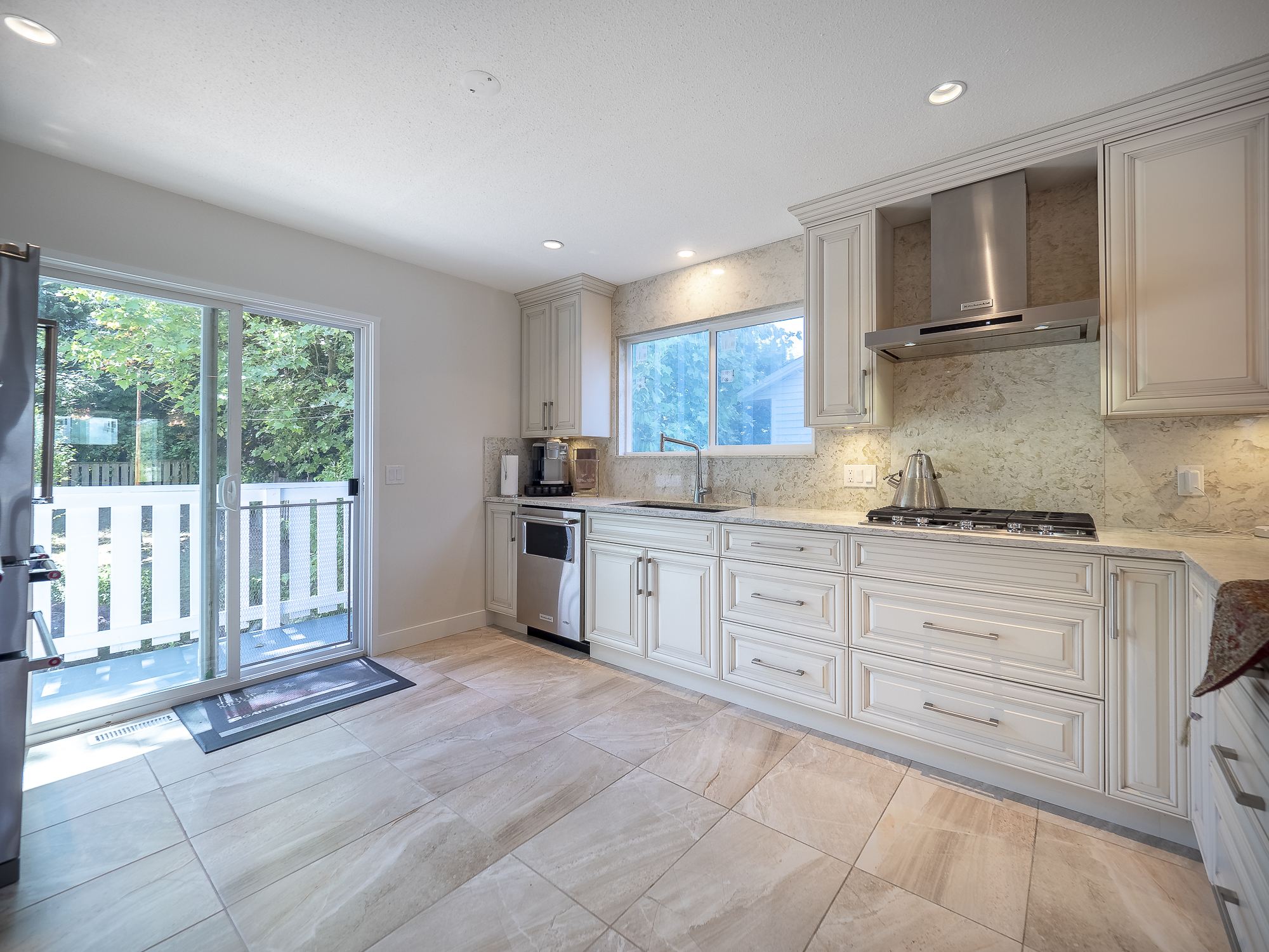 22656 Kendrick Loop, Maple Ridge 8