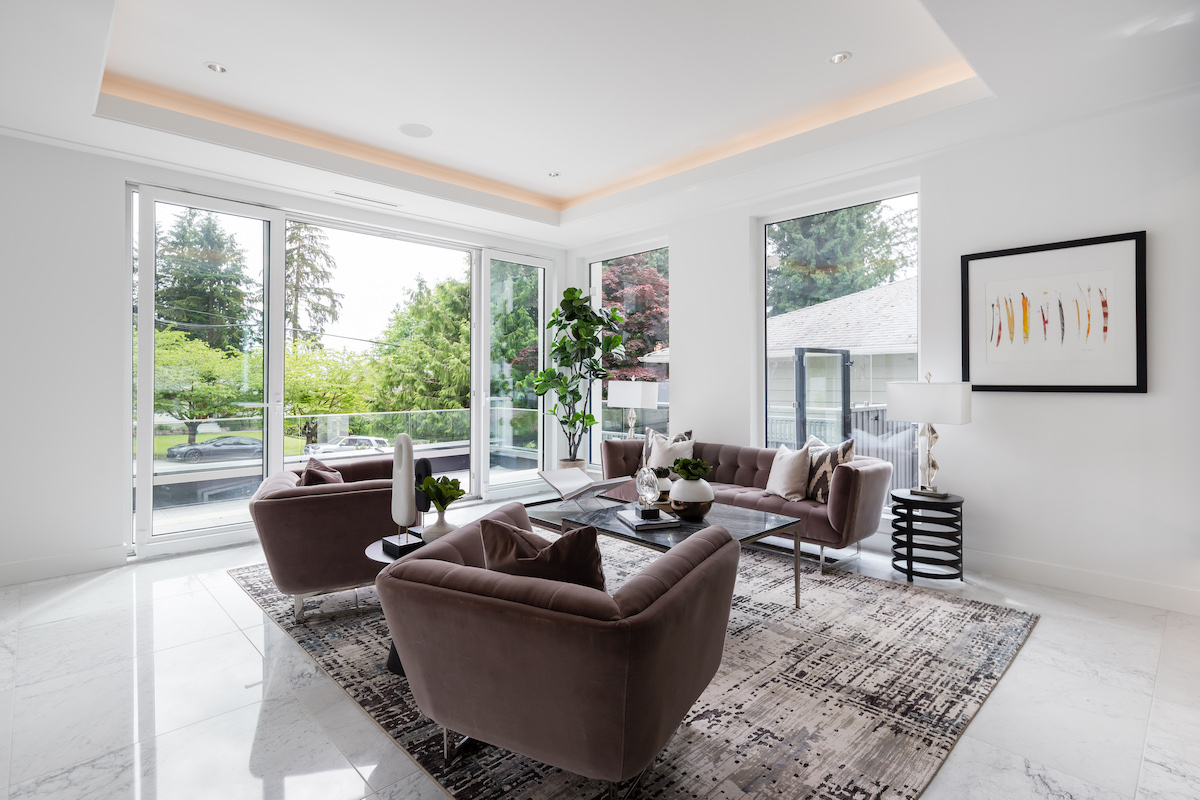 858 Clements Avenue, North Vancouver BC 12
