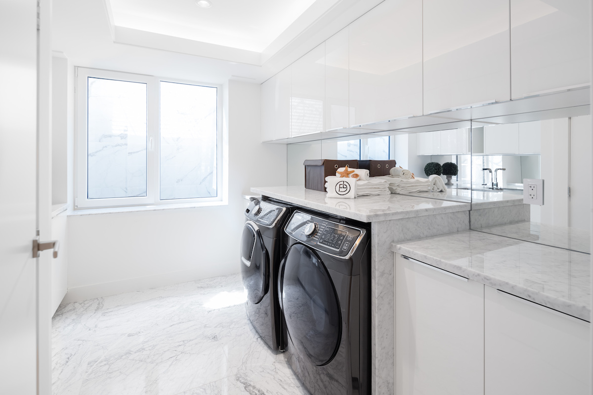 858 Clements Avenue, North Vancouver BC 50
