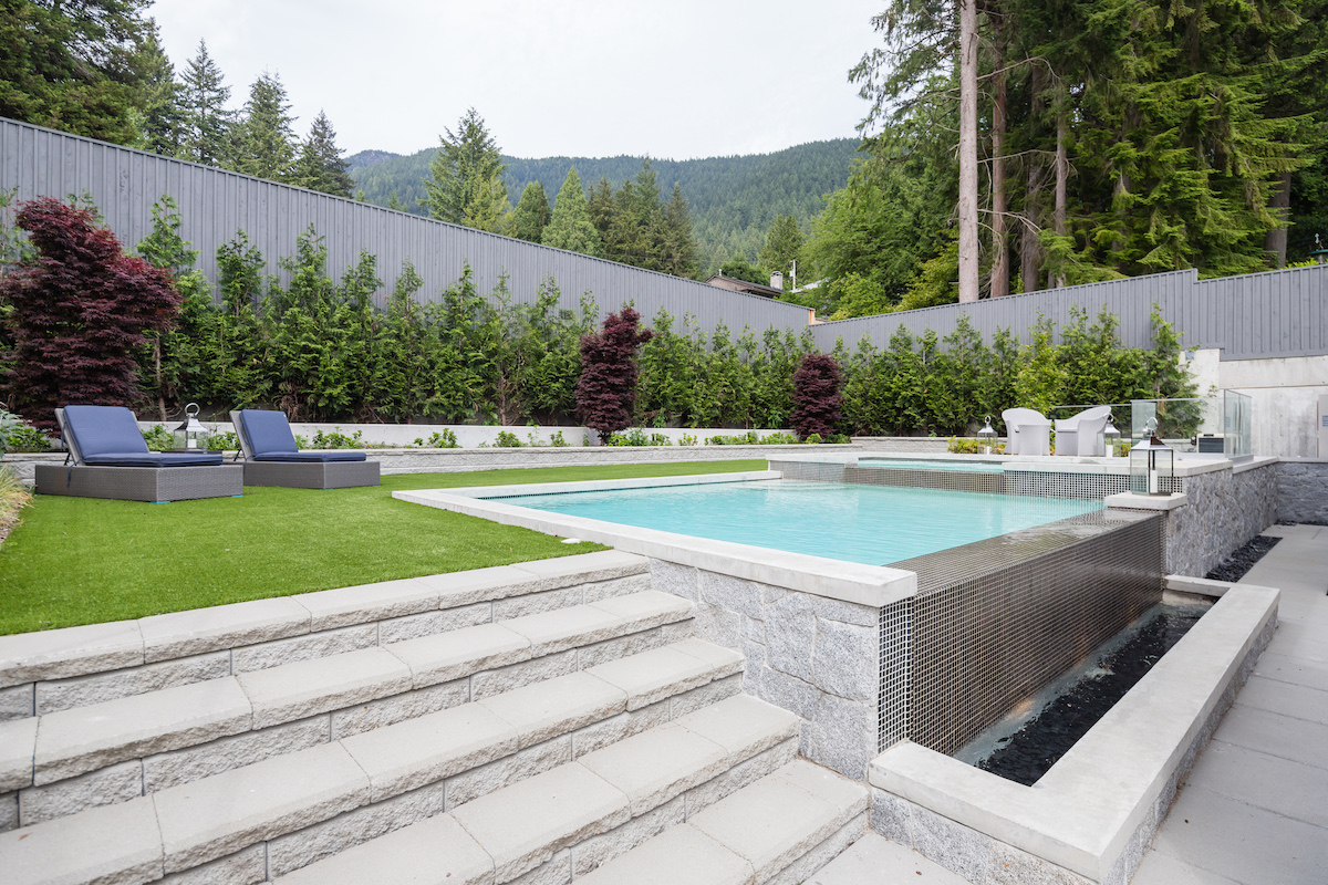 858 Clements Avenue, North Vancouver BC 56