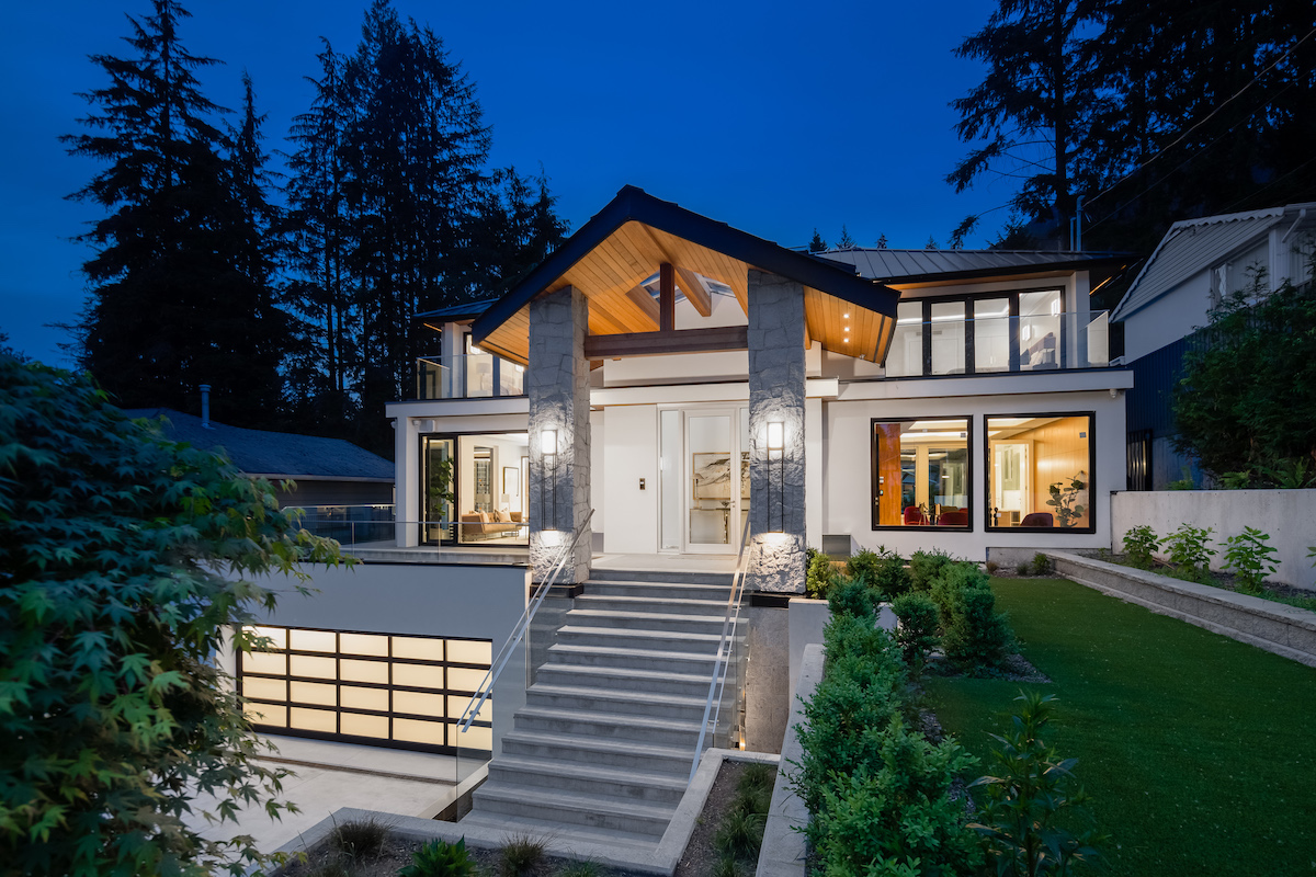 858 Clements Avenue, North Vancouver BC 5