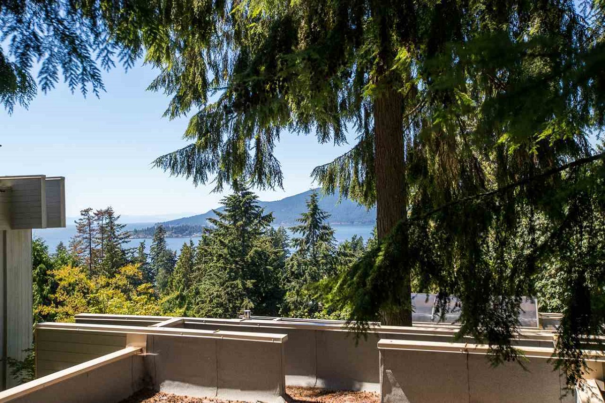5325 Montiverdi Place, West Vancouver 29