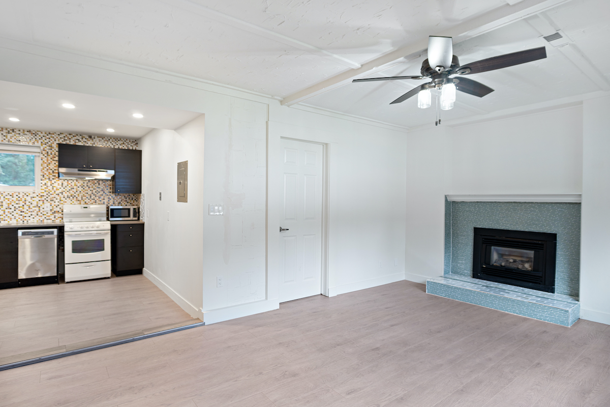 1806 Chalmers Ave, Port Coquitlam 22