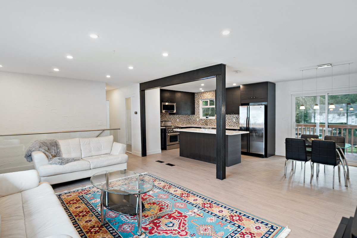1806 Chalmers Ave, Port Coquitlam 14