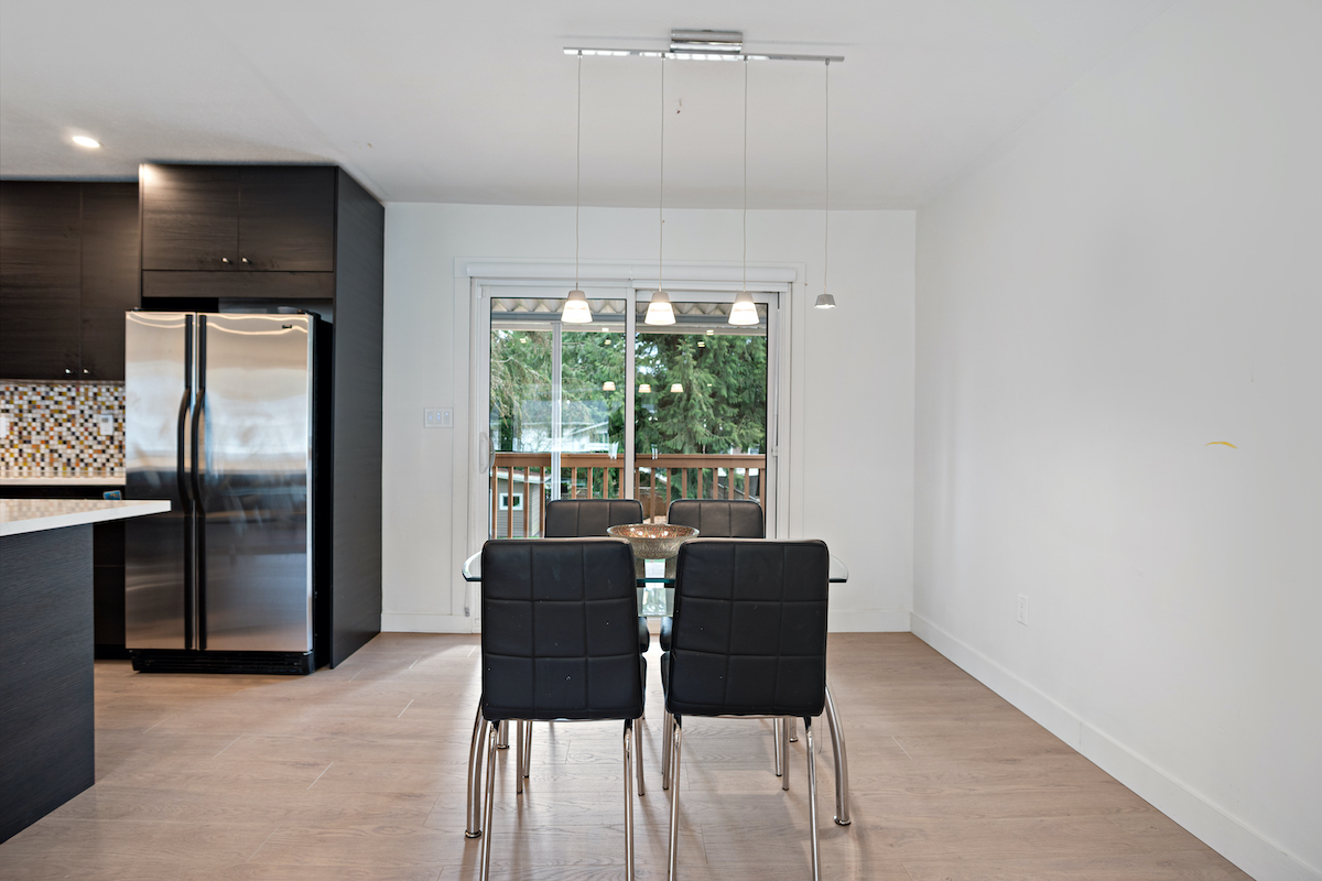 1806 Chalmers Ave, Port Coquitlam 10