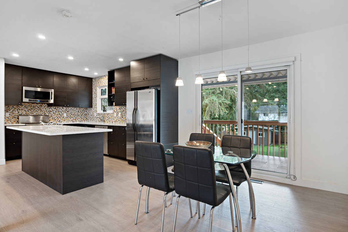 1806 Chalmers Ave, Port Coquitlam 9