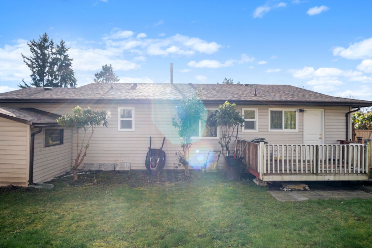 20461 Deniza Ave, Maple Ridge 23
