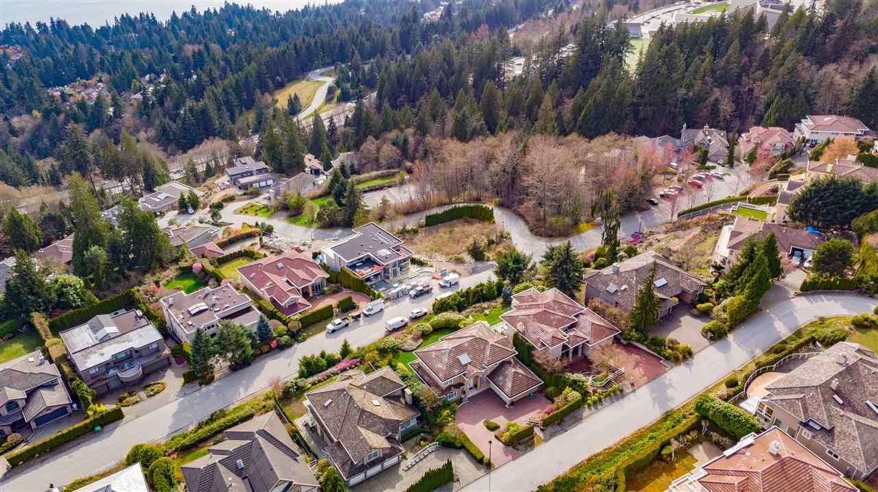 2690 Chelsea Court, West Vancouver 4