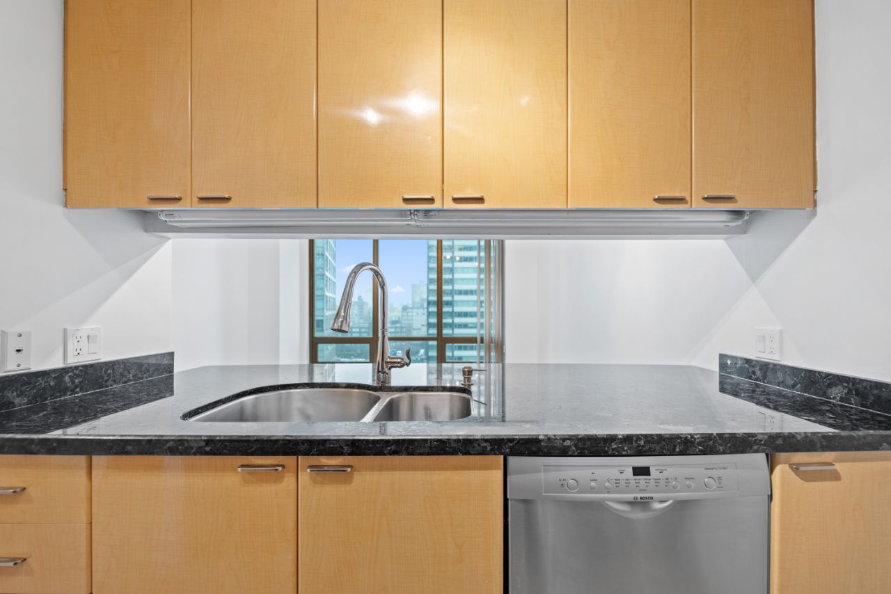 1507 1288 W Georgia St, Vancouver West 10