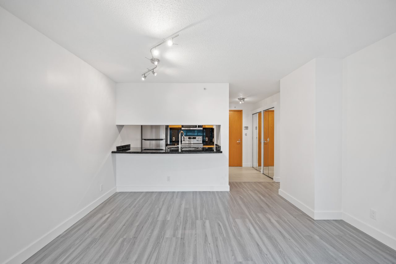 1507 1288 W Georgia St, Vancouver West 5