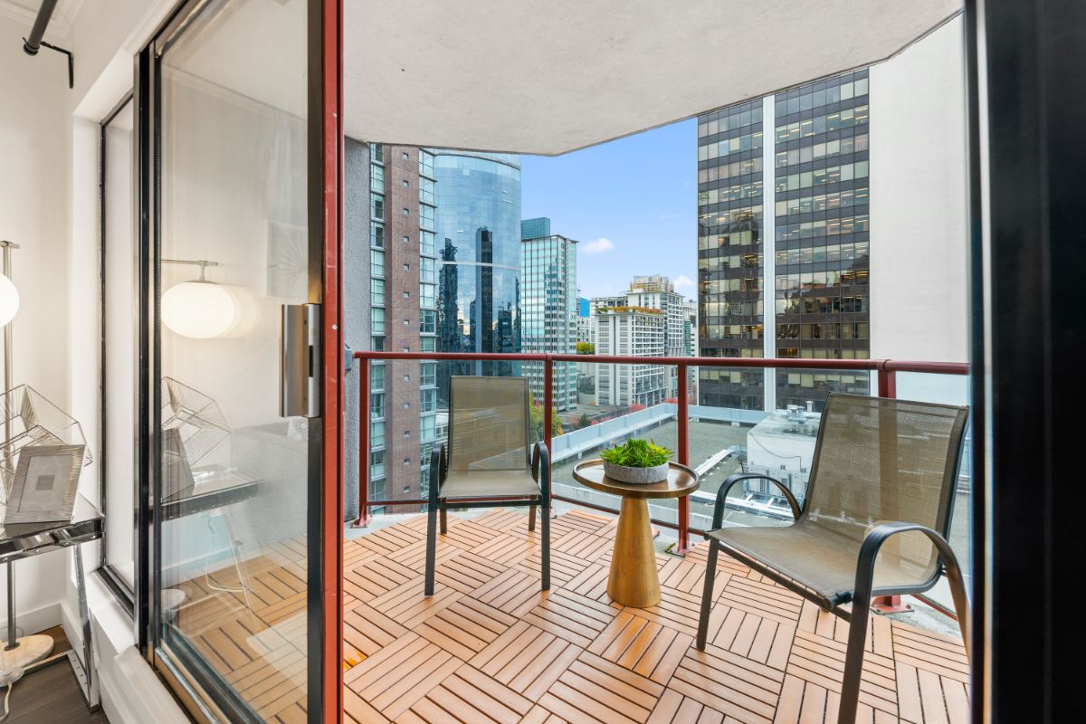 1506 811 Helmcken Street, Vancouver 26