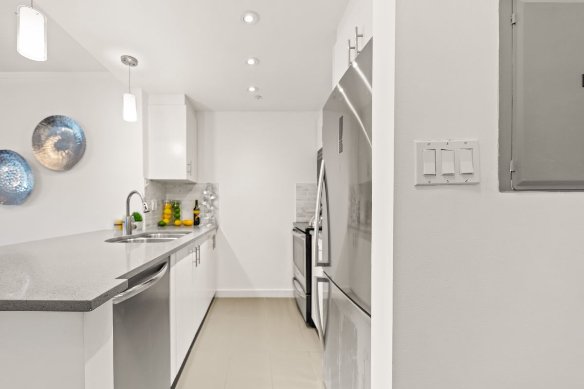 1506 811 Helmcken Street, Vancouver 4