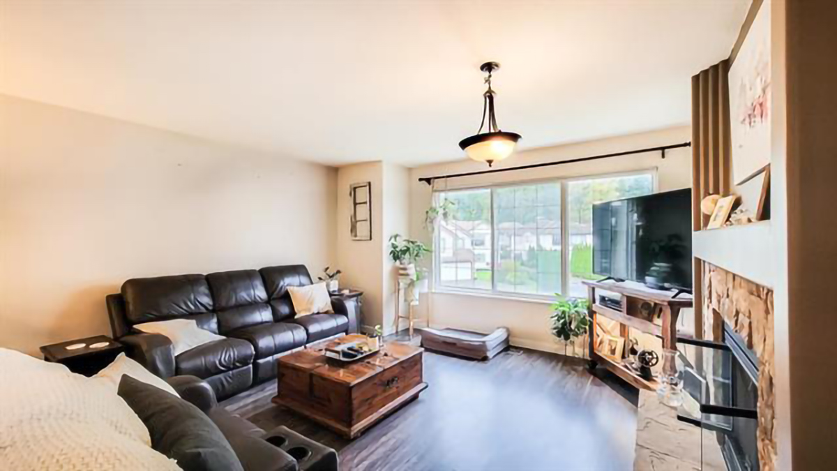 1457 Dormel Court, Coquitlam 2