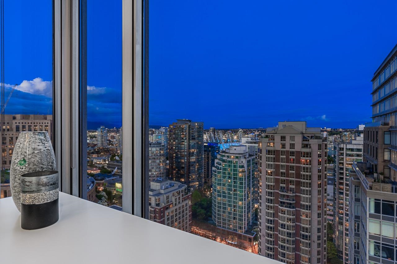 PH2701-889 Homer Street, Vancouver 13