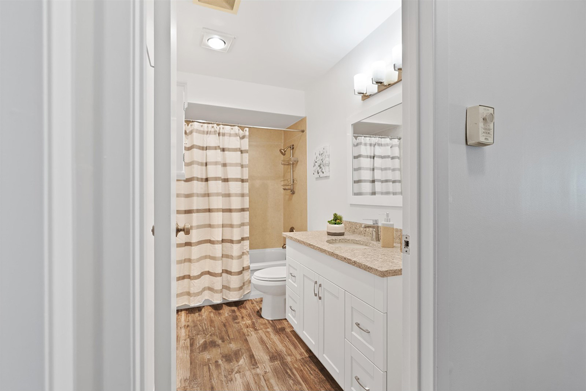 862 Blakstock Road, Port Moody 25