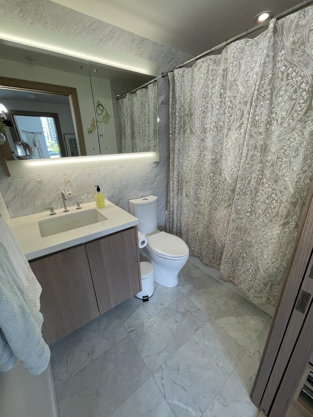 621 68 Smithe Street, Vancouver 12