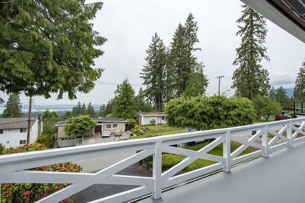 408 Monteray Avenue, North Vancouver 14