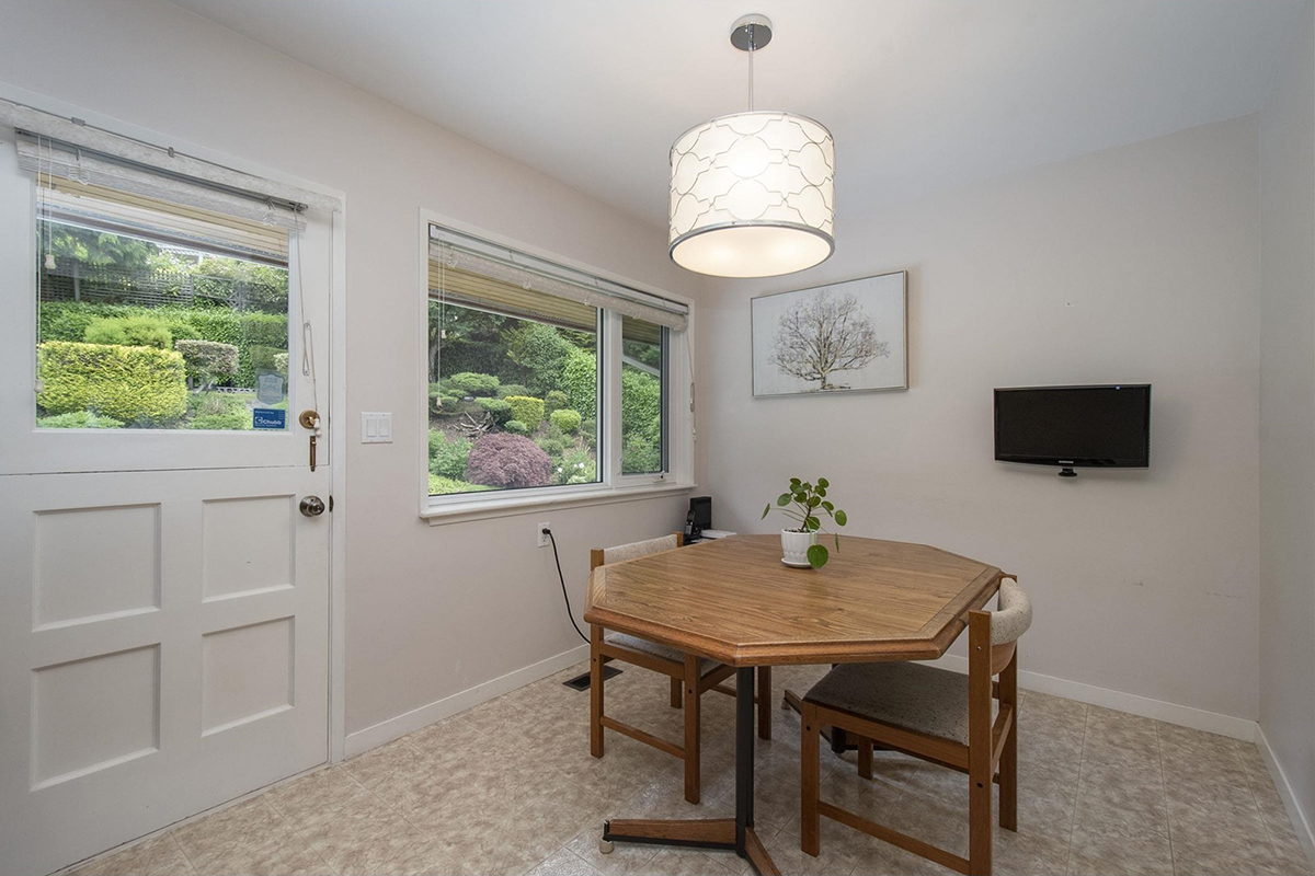408 Monteray Avenue, North Vancouver 18