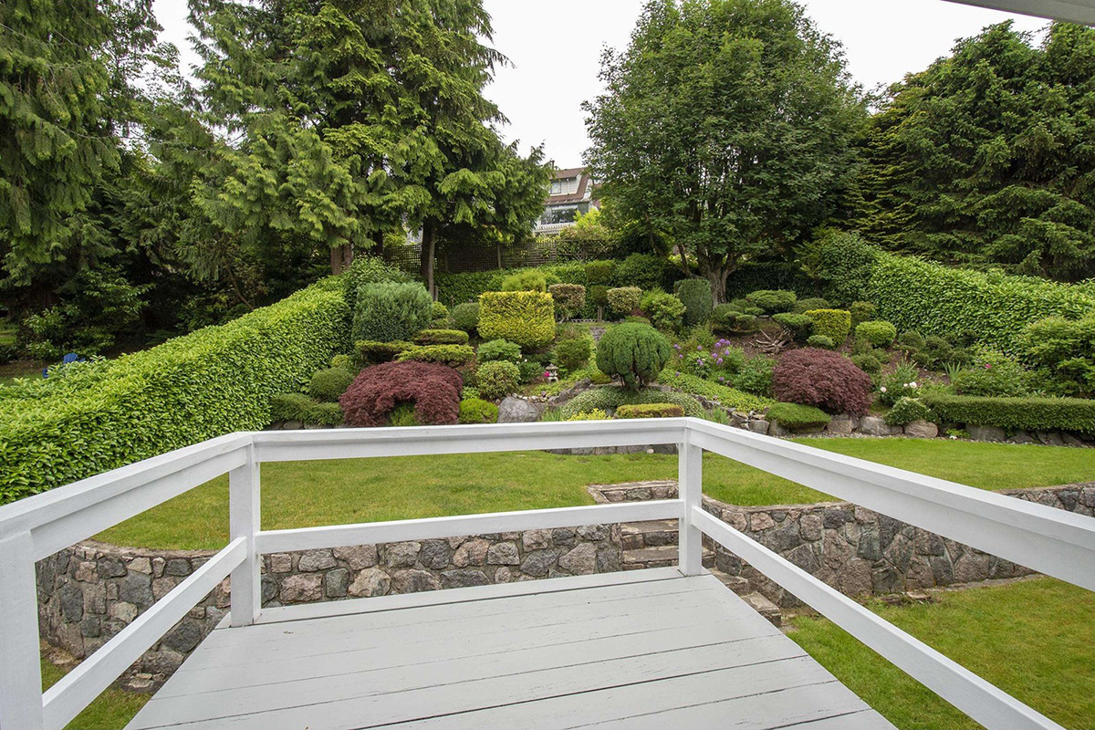408 Monteray Avenue, North Vancouver 19