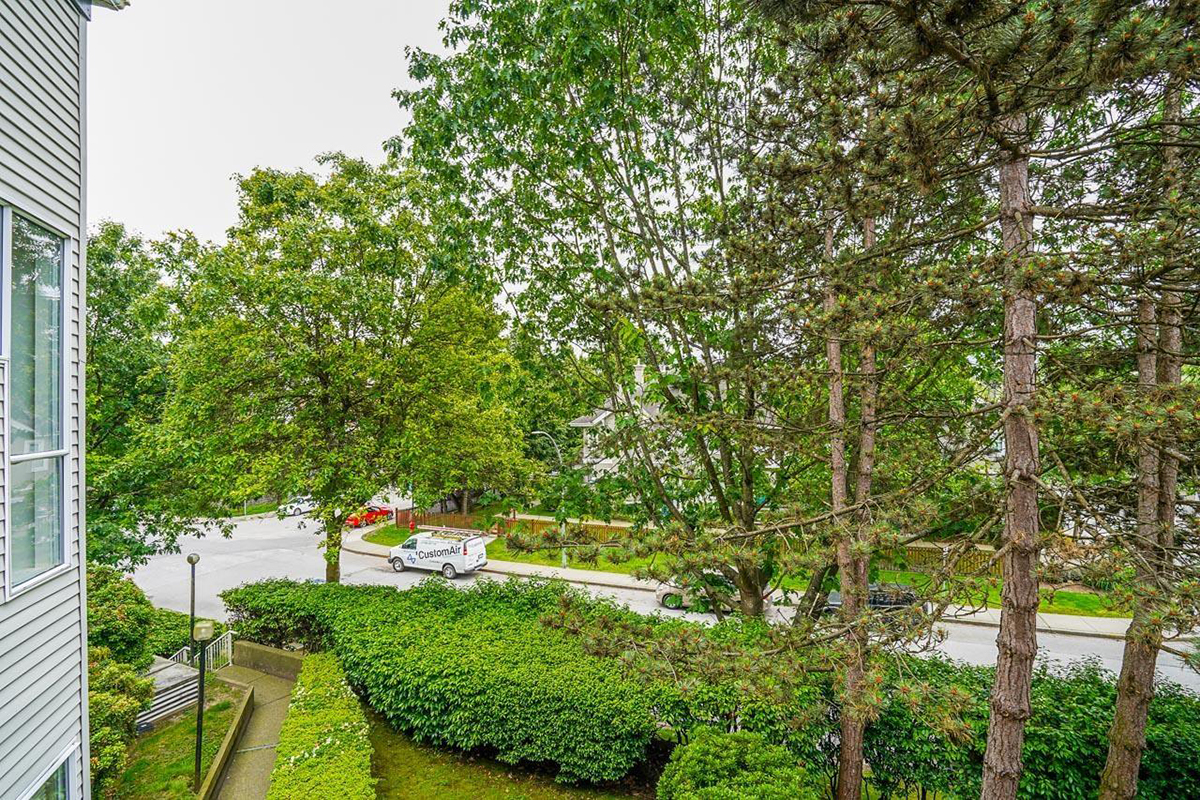 312 2401 Hawthorne Avenue, Port Coquitlam 24