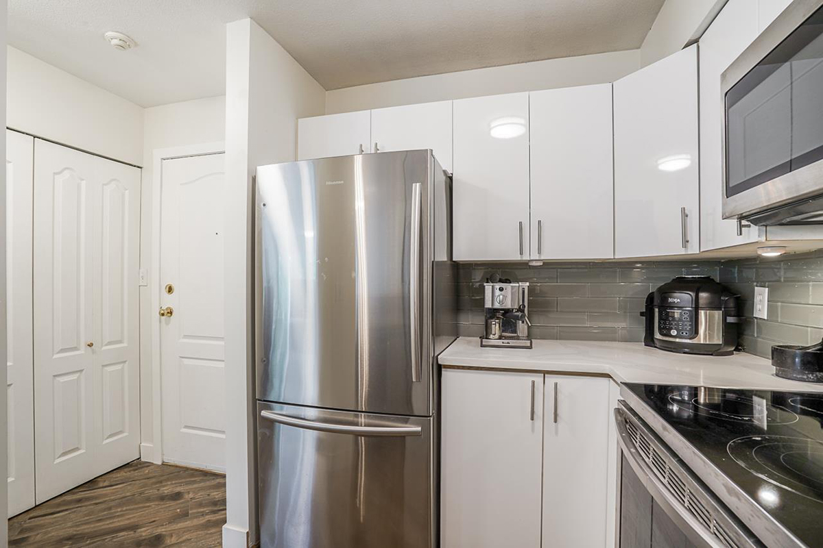 312 2401 Hawthorne Avenue, Port Coquitlam 3
