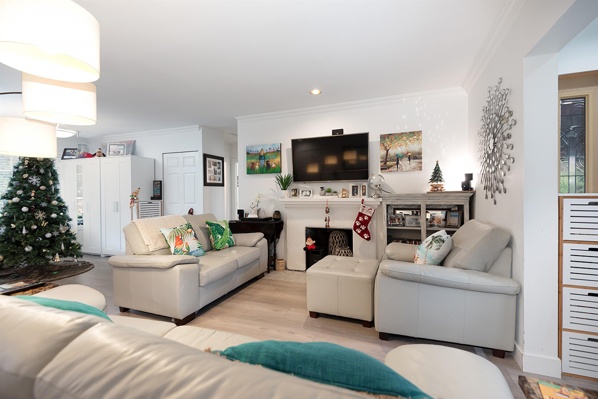 1140 Maplewood Crescent, North Vancouver 10