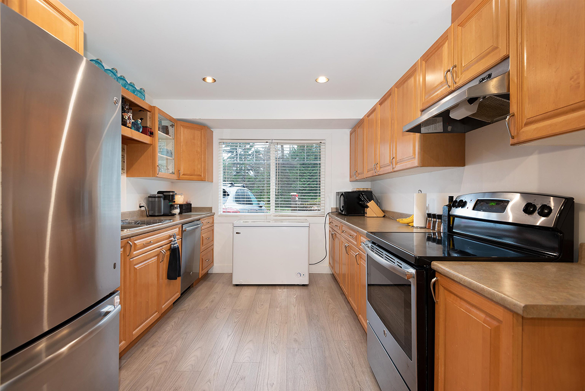1140 Maplewood Crescent, North Vancouver 12