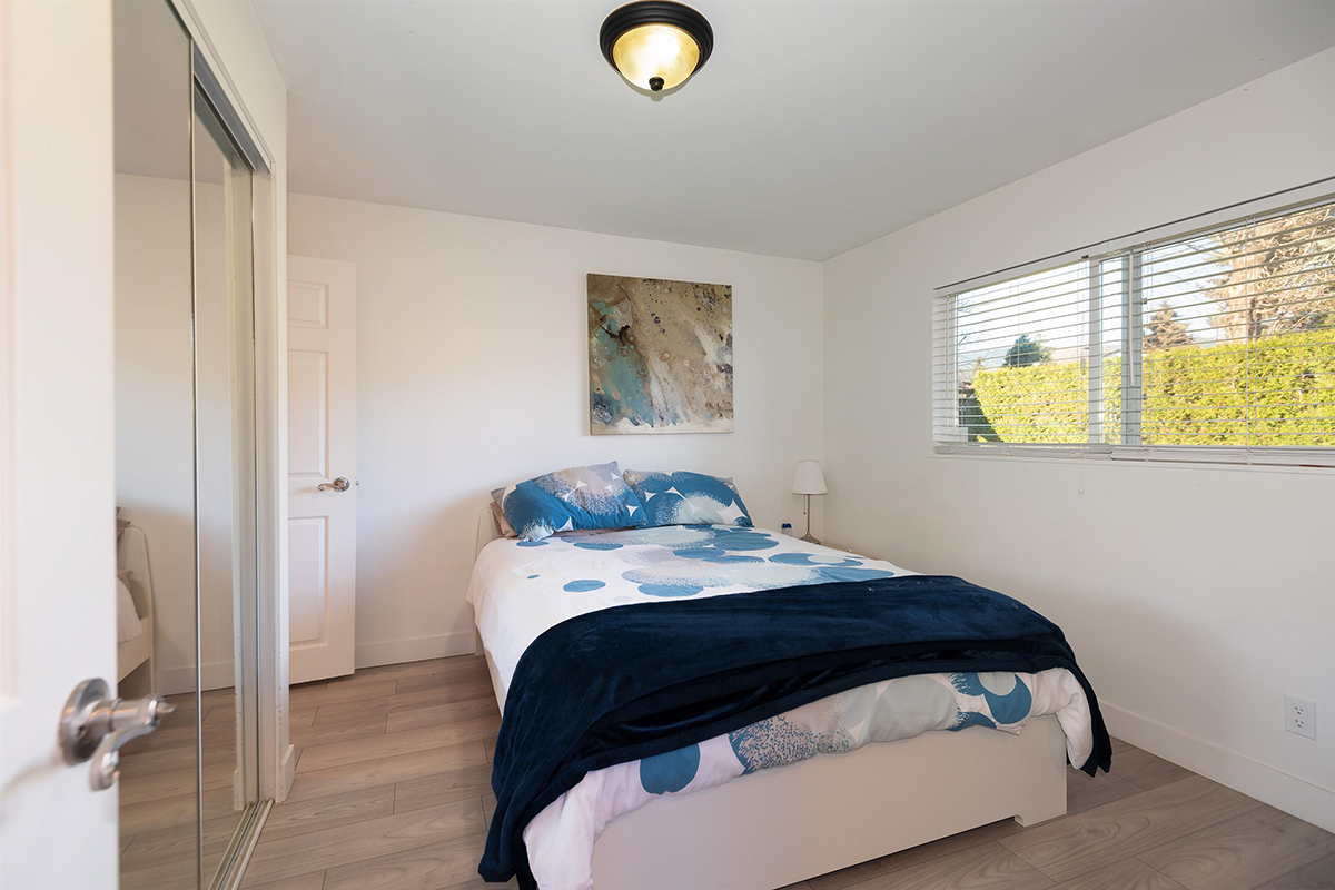 1140 Maplewood Crescent, North Vancouver 24