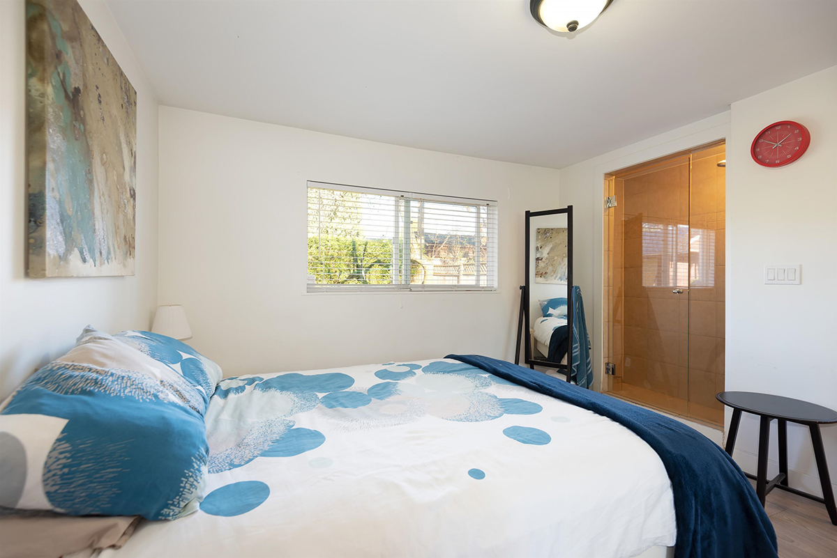 1140 Maplewood Crescent, North Vancouver 25