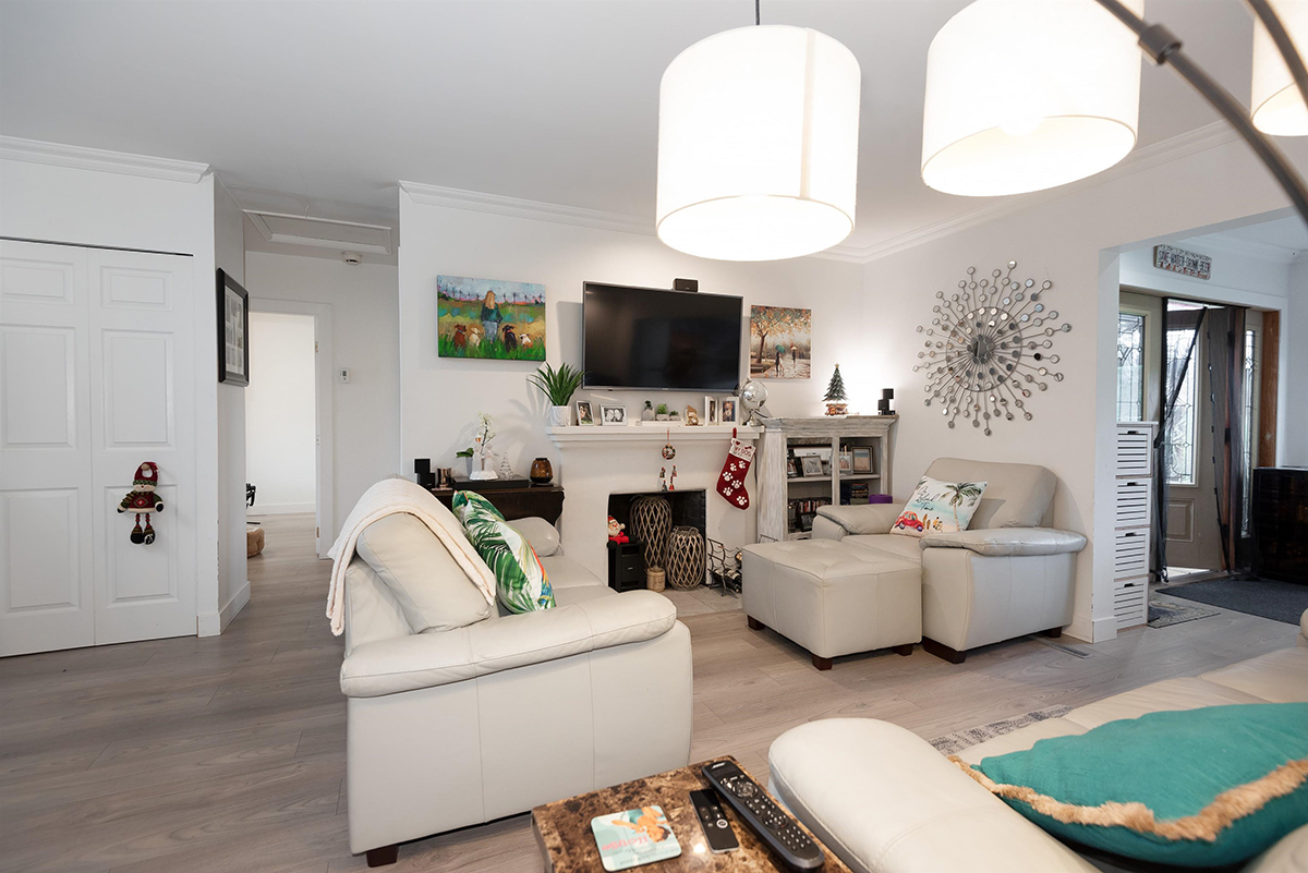 1140 Maplewood Crescent, North Vancouver 8