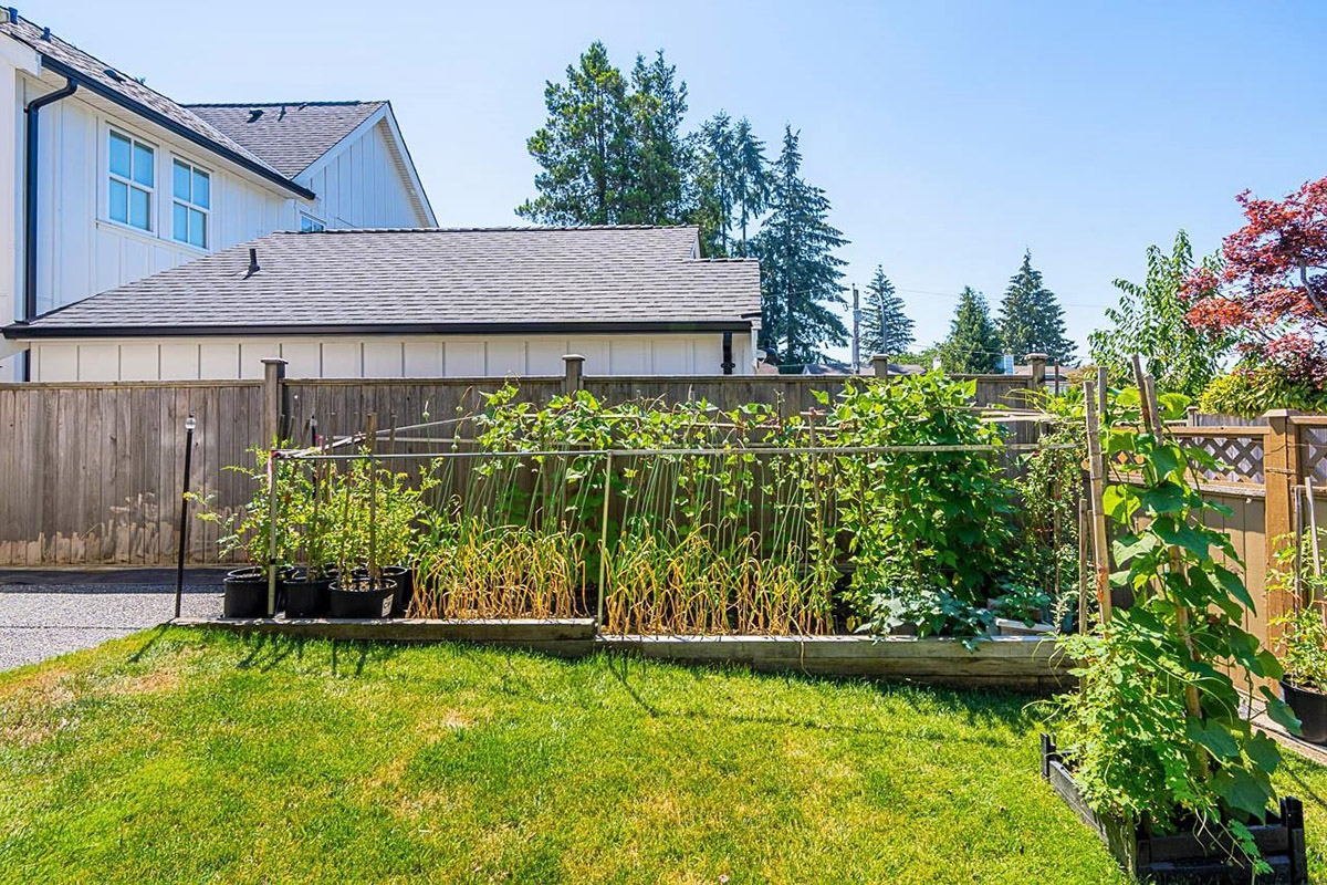 1308 Bradshaw Street, Port Coquitlam 32