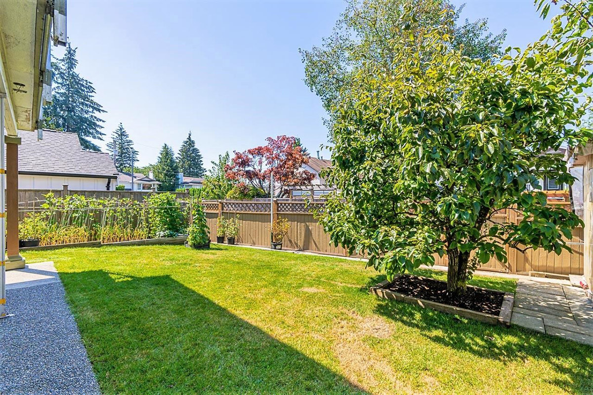 1308 Bradshaw Street, Port Coquitlam 35