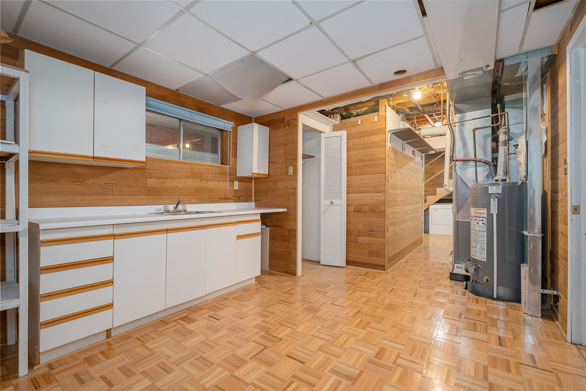1355 Chamberlain Drive, North Vancouver 21