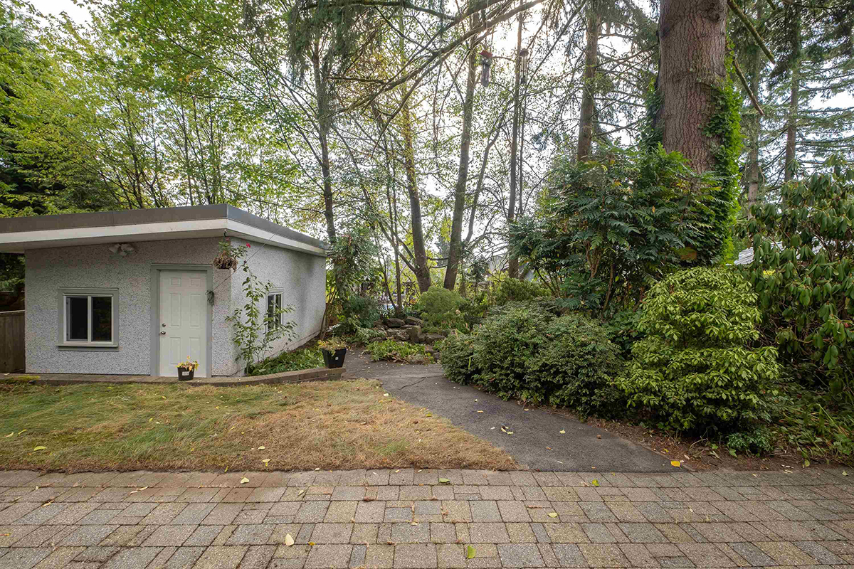 1355 Chamberlain Drive, North Vancouver 23