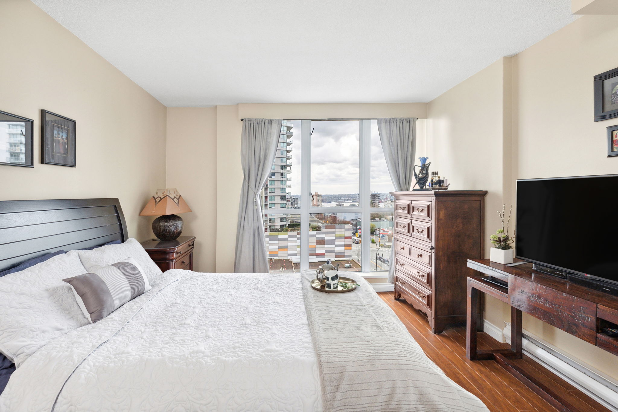 906 108 E 14th Street,  North Vancouver 16