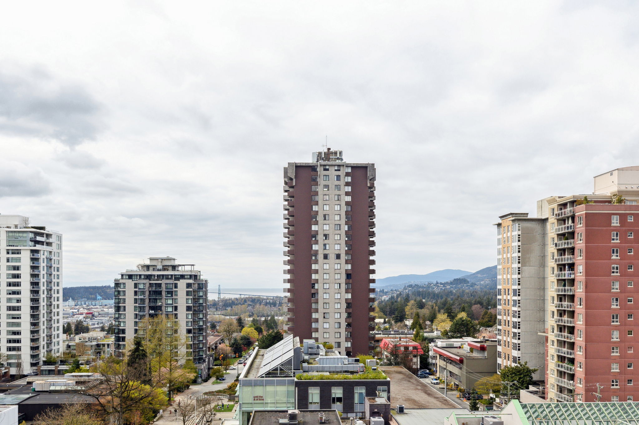 906 108 E 14th Street,  North Vancouver 23