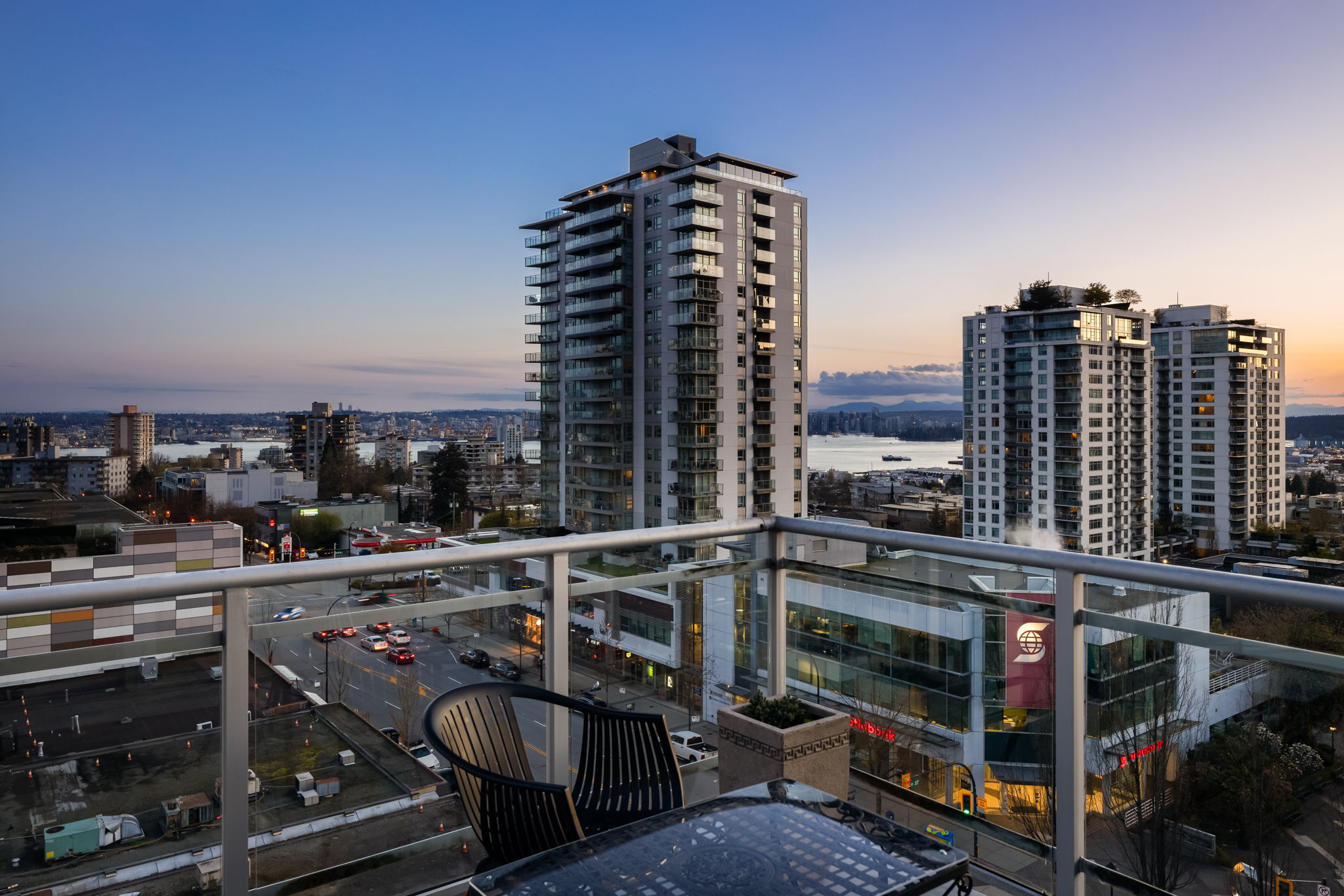 906 108 E 14th Street,  North Vancouver 42