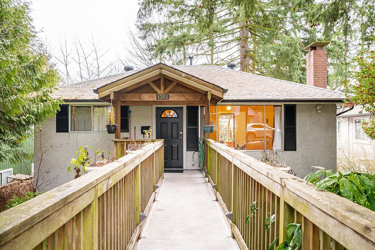 1355 Chamberlain Drive, North Vancouver
