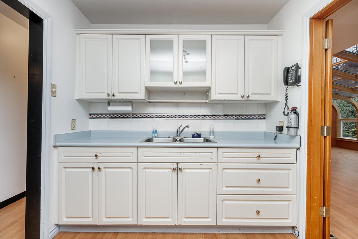 1355 Chamberlain Drive, North Vancouver 12
