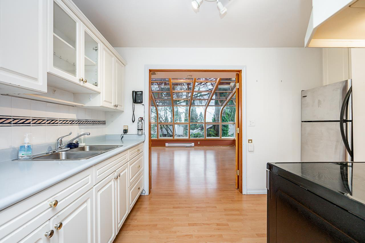 1355 Chamberlain Drive, North Vancouver 9