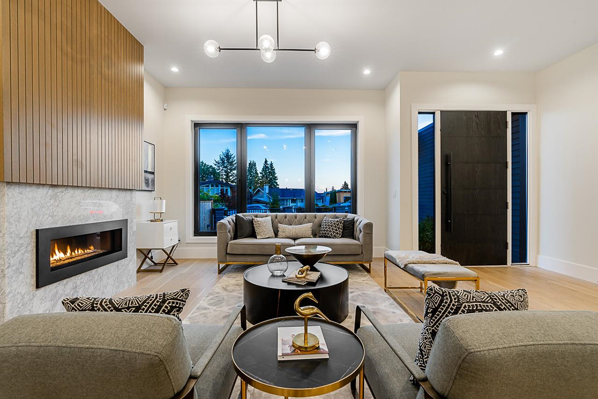 866 E 10th Street, North Vancouver 5