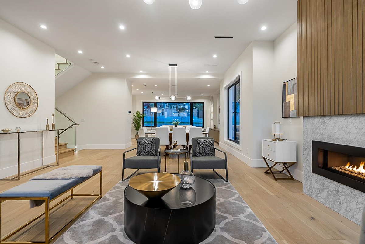 866 E 10th Street, North Vancouver 7