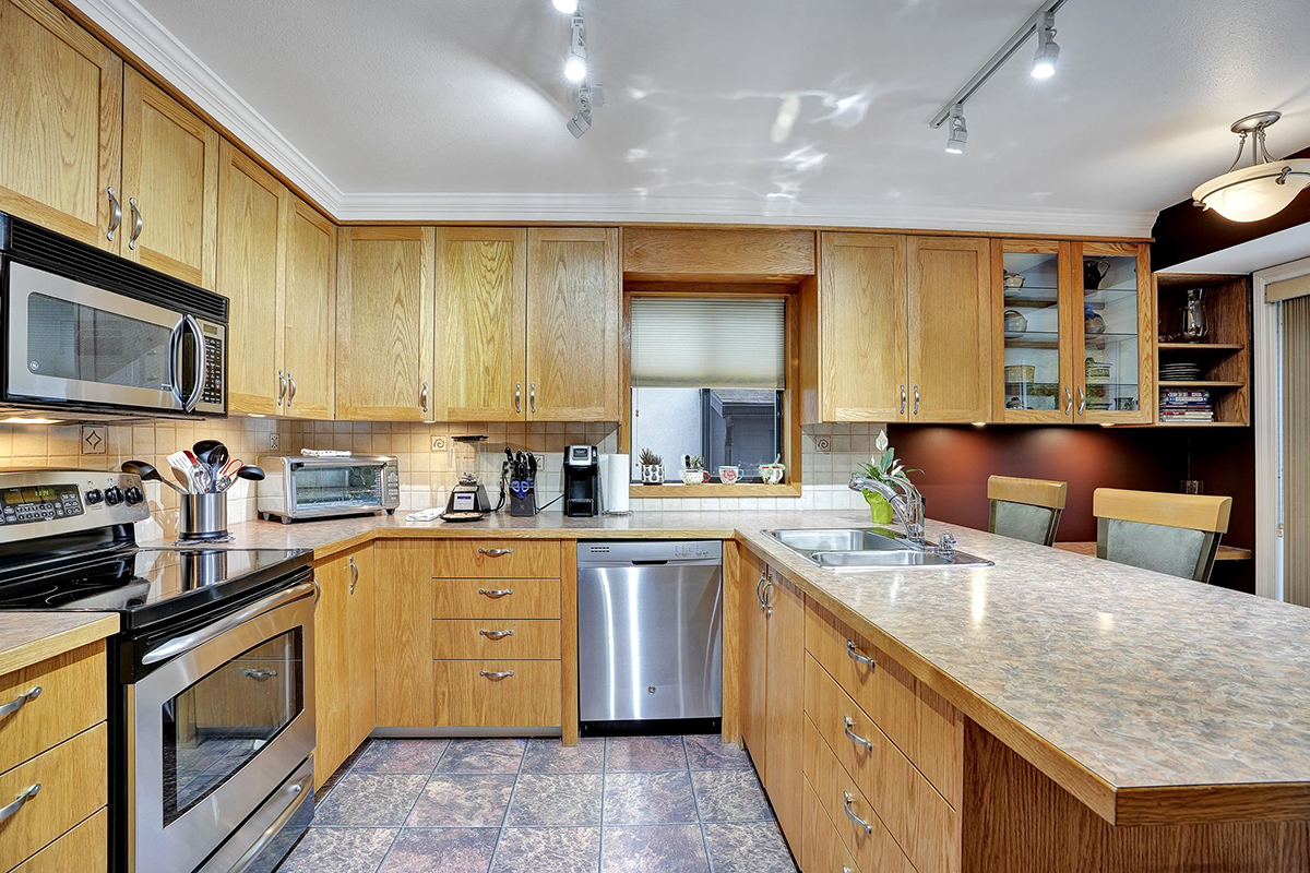 949 Lynwood Avenue, Port Coquitlam 13